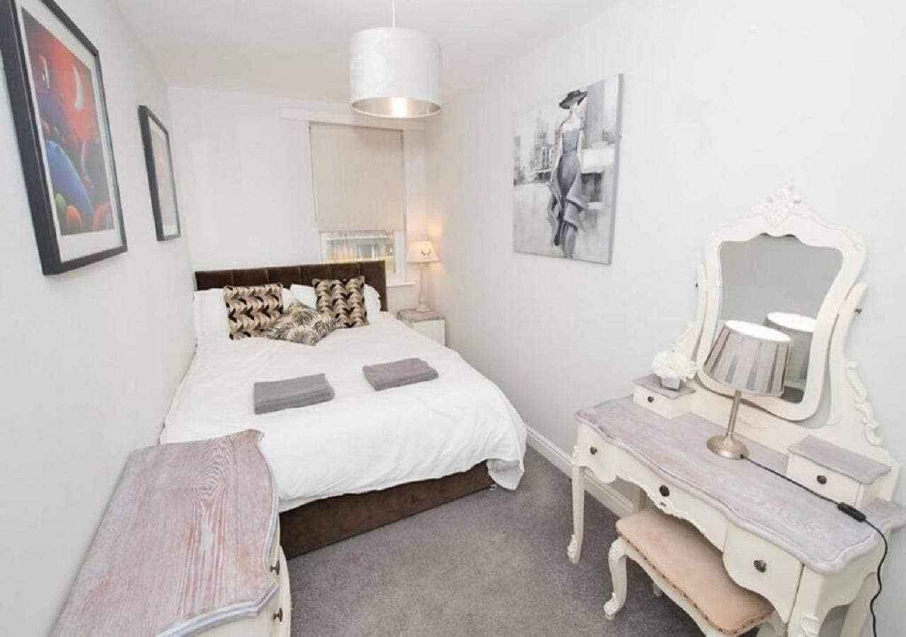 Pelican-Stylish 2-Bed Apartment Close To Beach & Town Scarborough Exterior foto